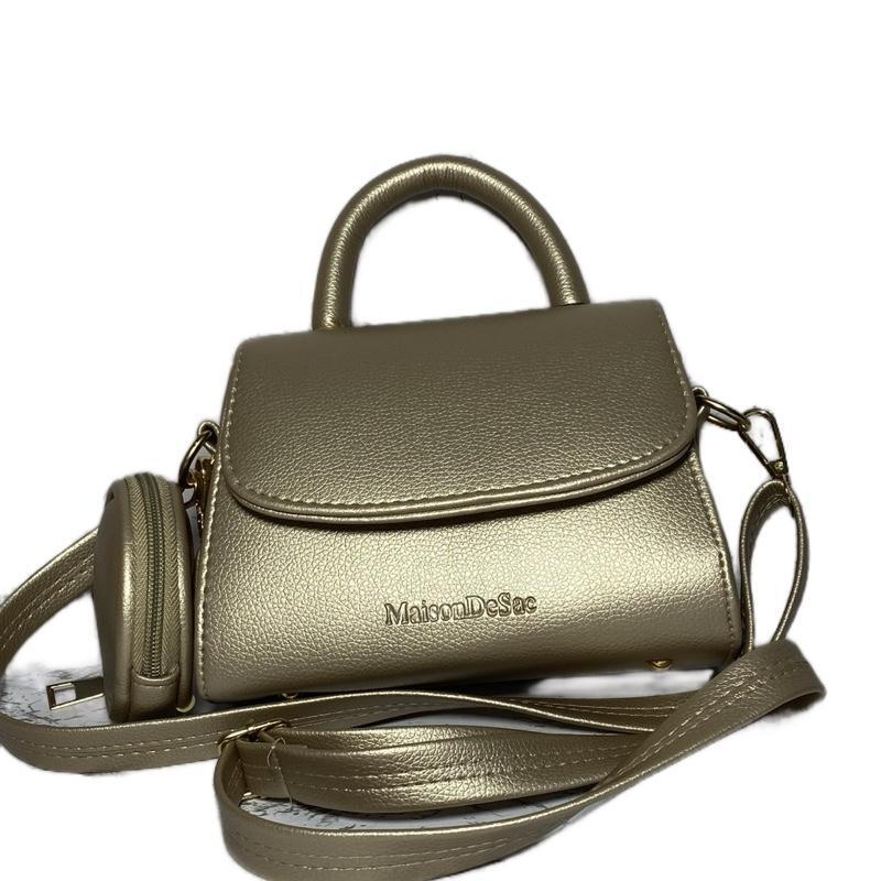 MaisonDeSac Petit Sac Wanita Selempang - Harga Spesial Dengan Cacat Minor Emboss Logo - Material Ter