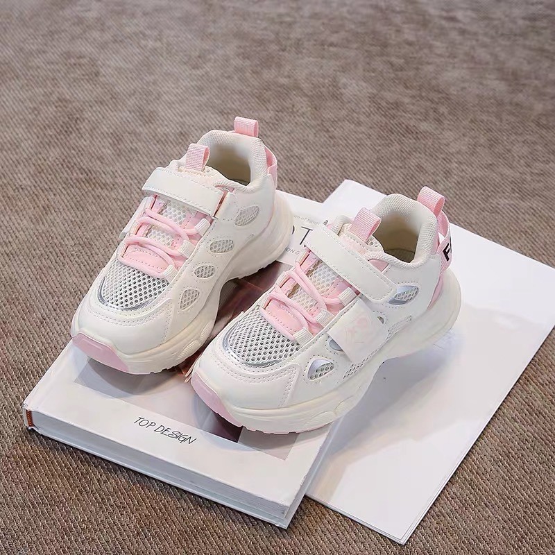 Sepatu Olahraga Anak Perempuan Sepatu Olahraga Jala Anak-anak Baru Sepatu Olahraga Bernapas Kasual S