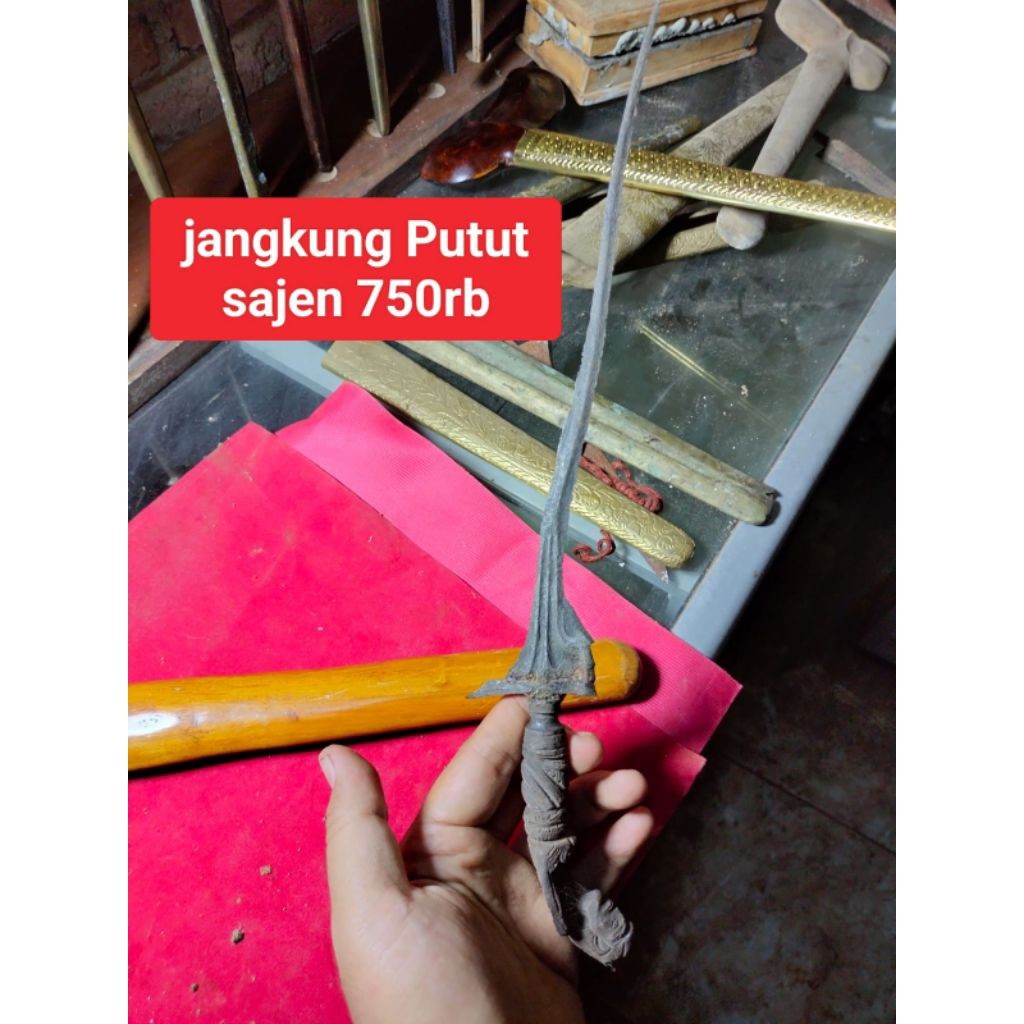 ke ris jangkung Putut sajen termurah dari Wesi aji  sepuh Majapahit warangka walikat jati 002