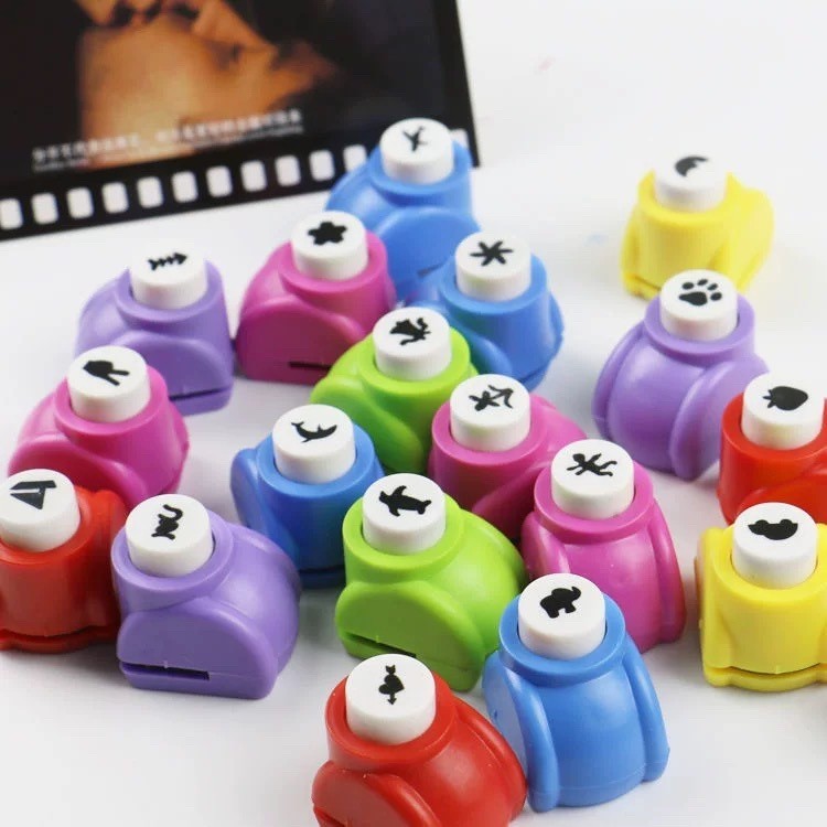 RANDOM Pembolong Kertas Mini Berbentuk Mini Paper Punch Lucu Aneka Motif Dekorasi Kertas