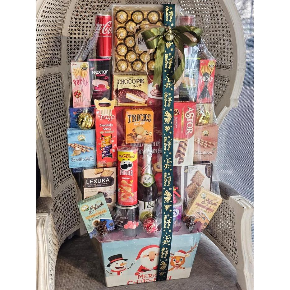 Parcel Snack JOYFULL 904 Parcel Snack Hampers Cemilan Parcel Snack Gift Natal Kado Natal Gift Christ