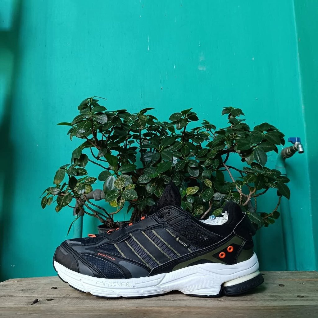 sepatu gunung treking trailrunning outdoor 4d1d45 size 43 second