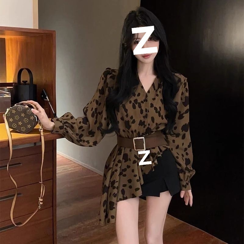 Kemeja wanita lengan panjang motif macan tutul vintage baru