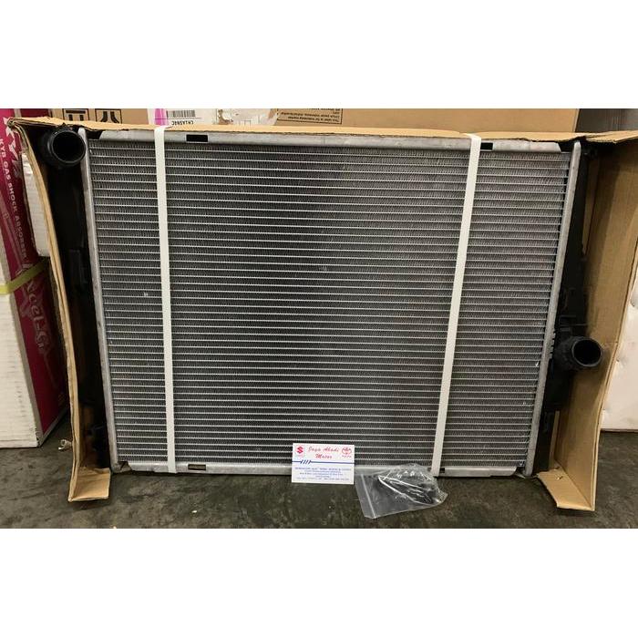 Radiator BMW E90 320i 2005 - 2012 imitasi bermutu
