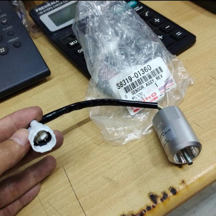 SWITCH SPEEDOMETER RK8J - SENSOR SPEEDOMETER R260 ORIGINAL BERMUTU