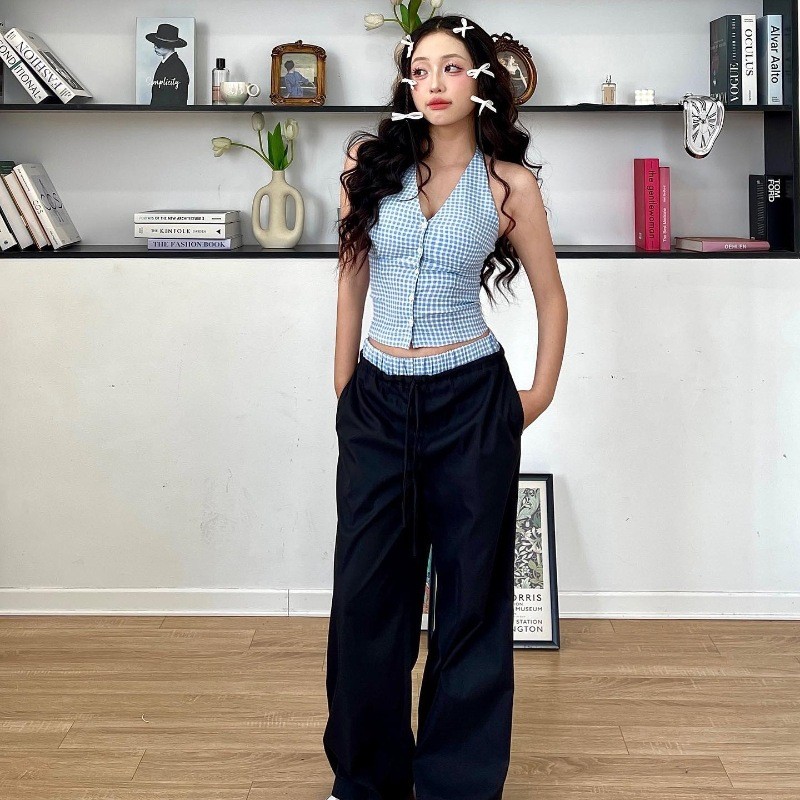 Cute Hot Label Setelan rompi dan celana panjang motif kotak-kotak retro yang manis untuk wanita.