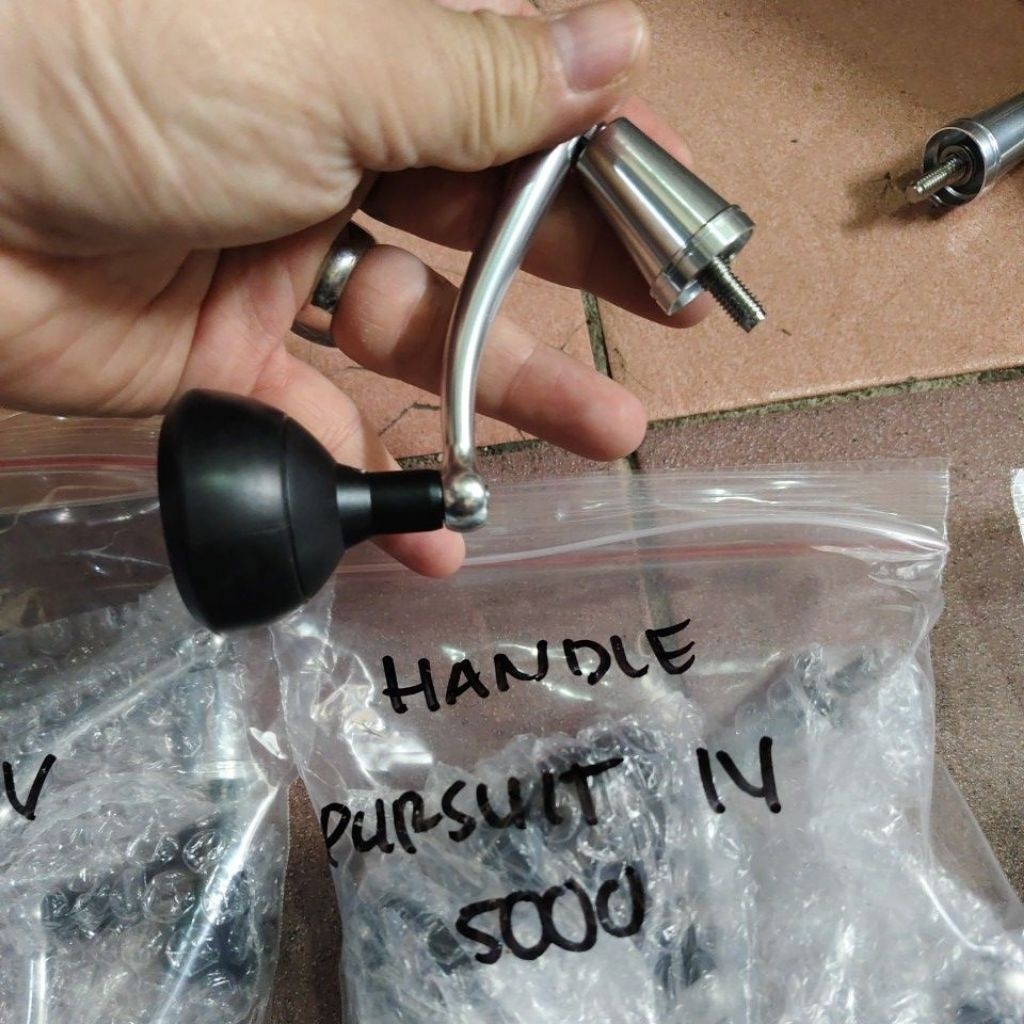 Part reel handel untuk Penn pursuit IV cocok juga untuk Penn battle II III dan IV