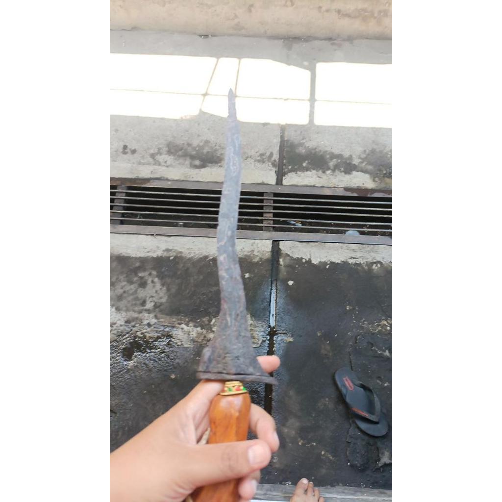 kriss  jangkung patrem pamor ceprit ceprit sepuh majapahit bk megantar NF5