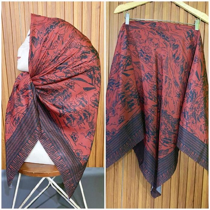 HIJAB SEGI EMPAT VOAL MOTIF SCENE MAROON - -, -