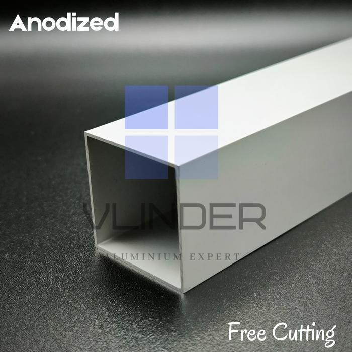 Hollow Aluminium 40 x 40 mm, t. 1.2 mm - Silver, 1 m