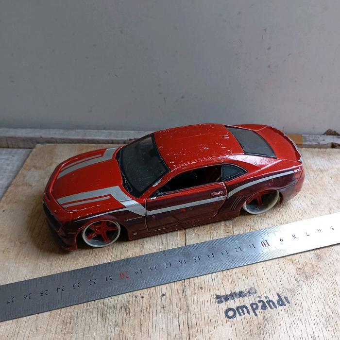 JJtoys diecast maisto 2010 chevrolet camaro skala 1/24 2ND