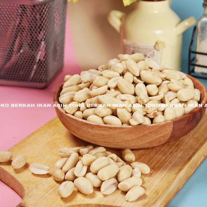 SALE Kacang Kupas Tuban Super 1kg / Kacang Tanah - KUPAS