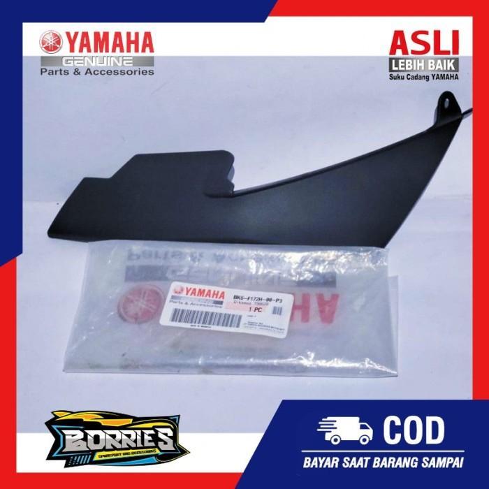 Fairing panel kecil kanan R15  BK6-F172H-00-P3bermutu