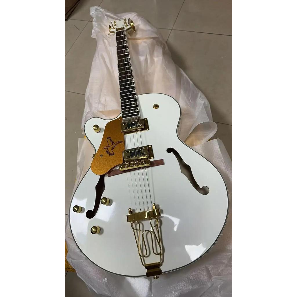 In stock left handed guitar as same of the pictures