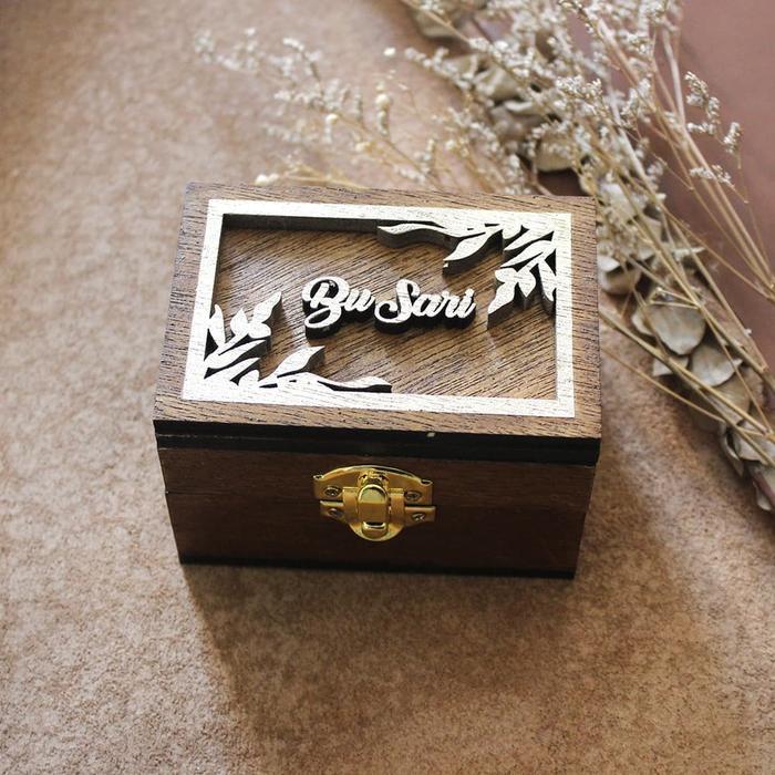 KOTAK KAYU LOGAM MULIA / WOODEN GIFT BOX / KOTAK KADO KECIL