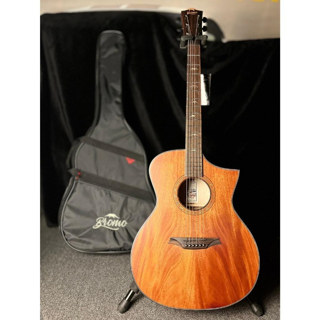 Gitar Akustik / Acoustic Guitar Bromo BAT4MC
