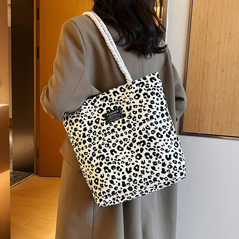 Tas Wanita Cetakan Macan Tas Belanja Tas Tote Kapasitas Besar