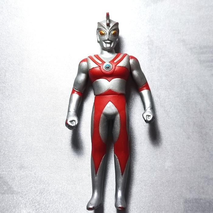 ULTRAMAN ACE ULTRA HEROES   14CM ORI RARE
