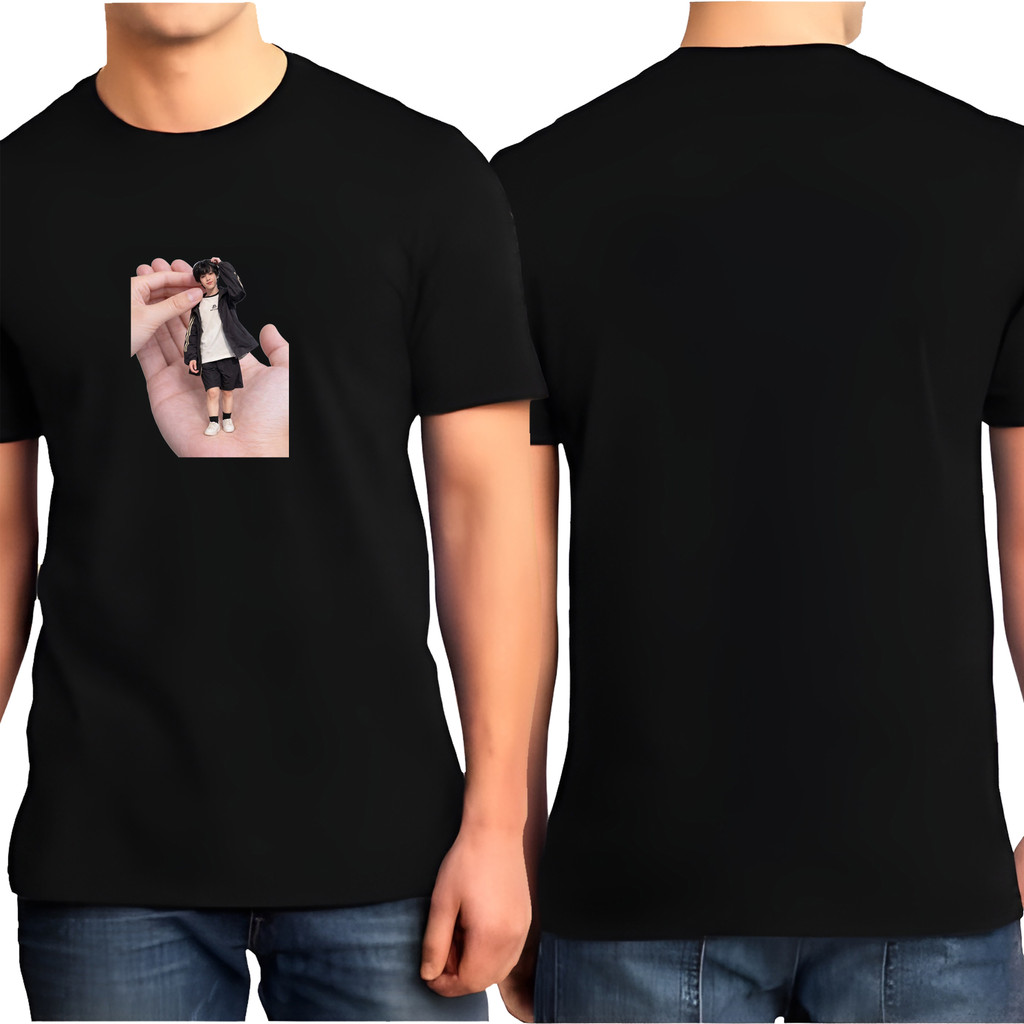 Kaos TF Family MINIATURE DI TANGAN ZHANG GUIYUAN, YANG HANBO, CHEN JUNMING, WANG LUJIE, CHEN YIHENG 