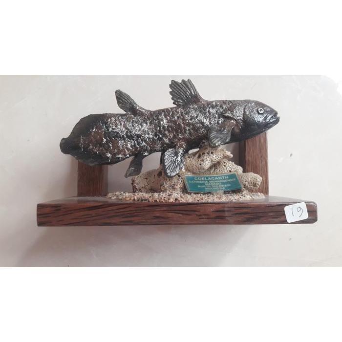 ASLI PATUNG KERAMIK RARE  IKAN PURBA COELACANTH No 19