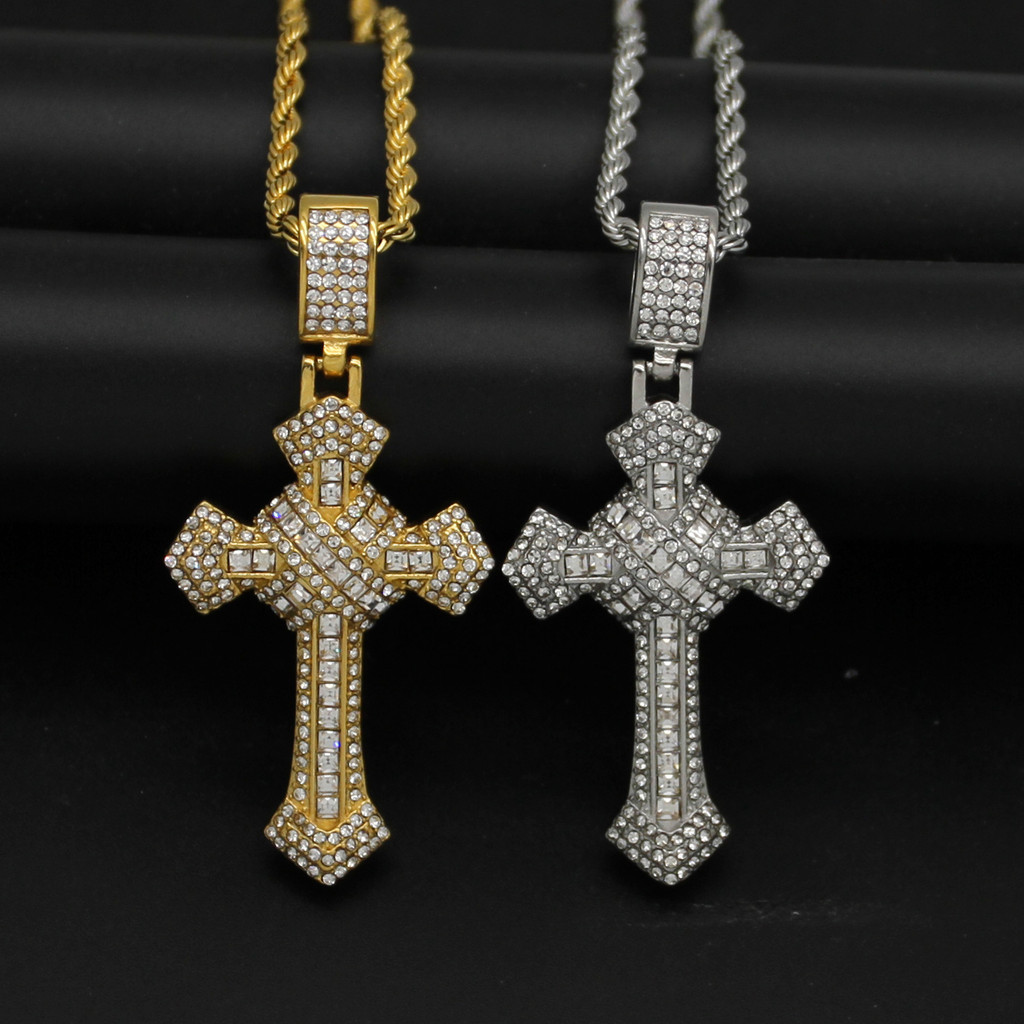 Liontin berlian penuh Kalung salib