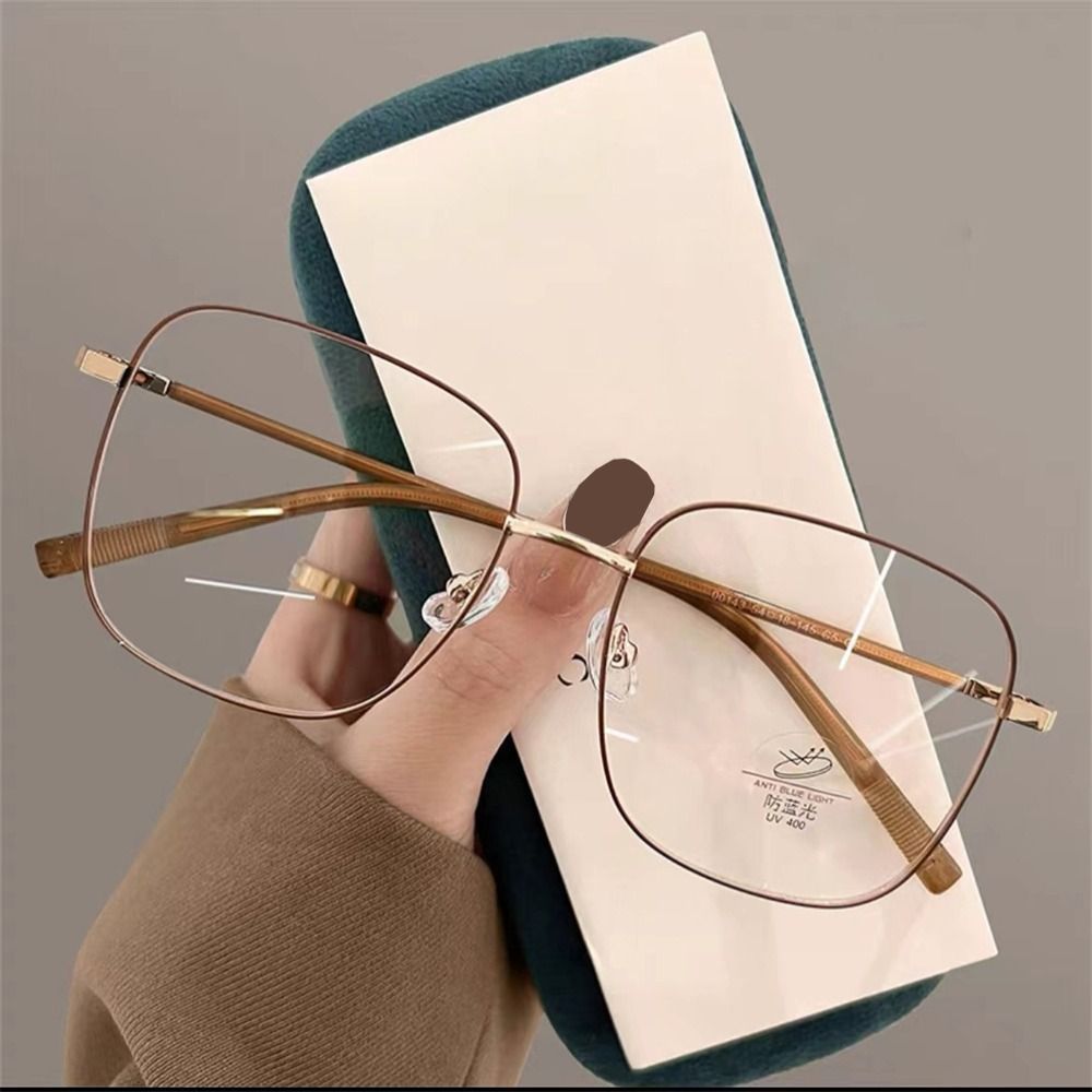 Metal Frame Myopia Glasses Frame Fashion Women Men Big Frame Anti-UV Blue Rays Glasses Ultra-light V