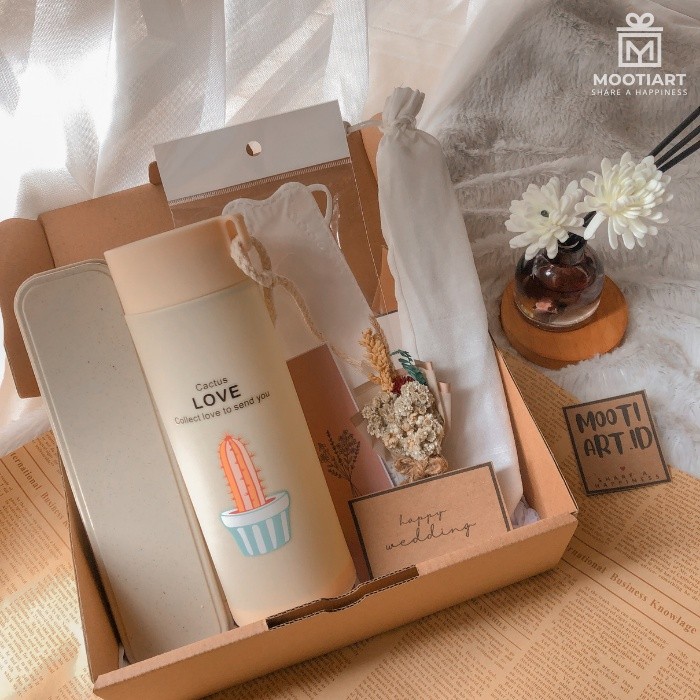 [MOOTIART.ID] HAMPERS Hampers Kado Wisuda Hadiah Ultah Gift Box Pernikahan hampers ulang tahun cewek