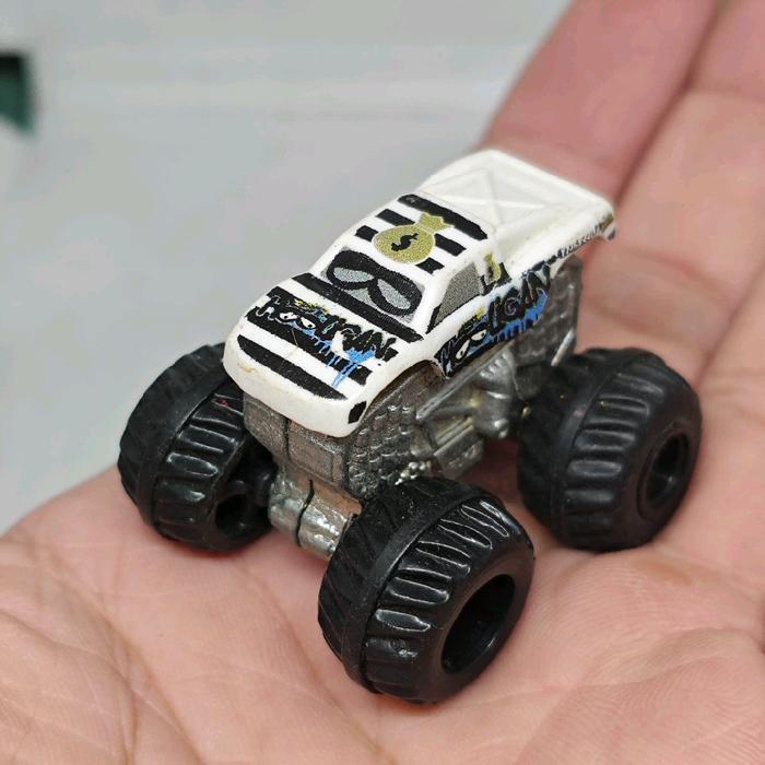 Car Diecast Monster Truck Minis Hot Wheels Hooligan from Mystery Blind Box Original Mattel 2ND