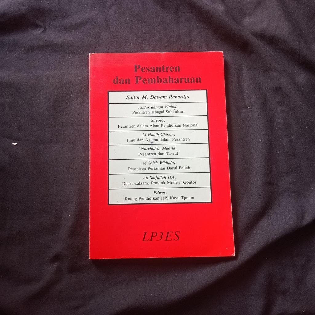 Buku Pesantren dan Pembaharuan