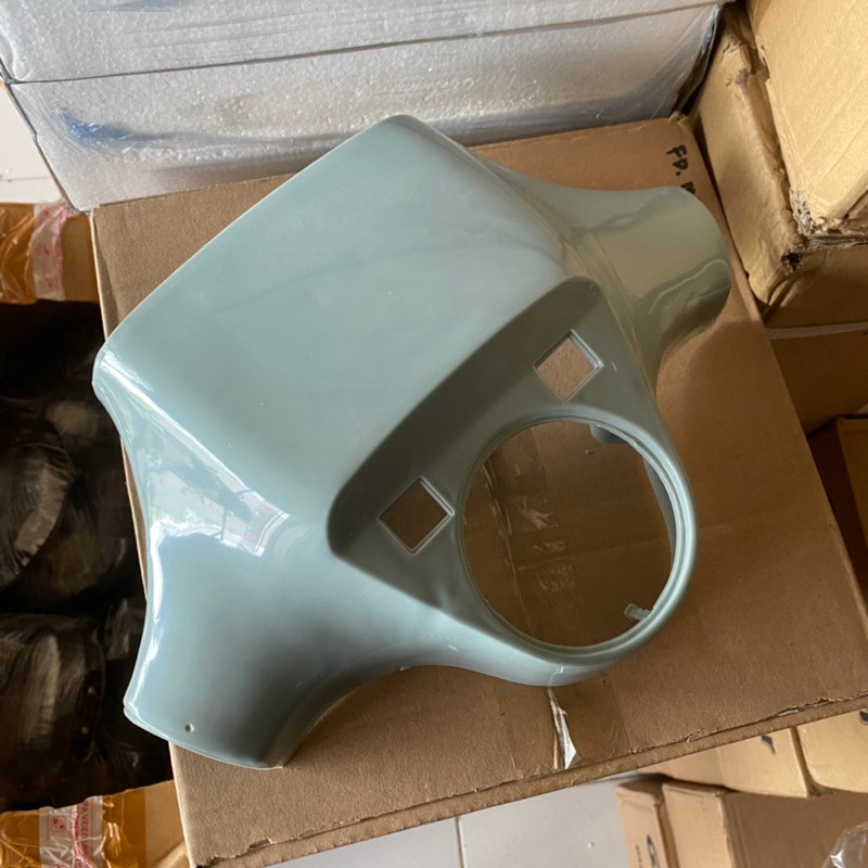 batok kepala atas vespa ps tv kotak