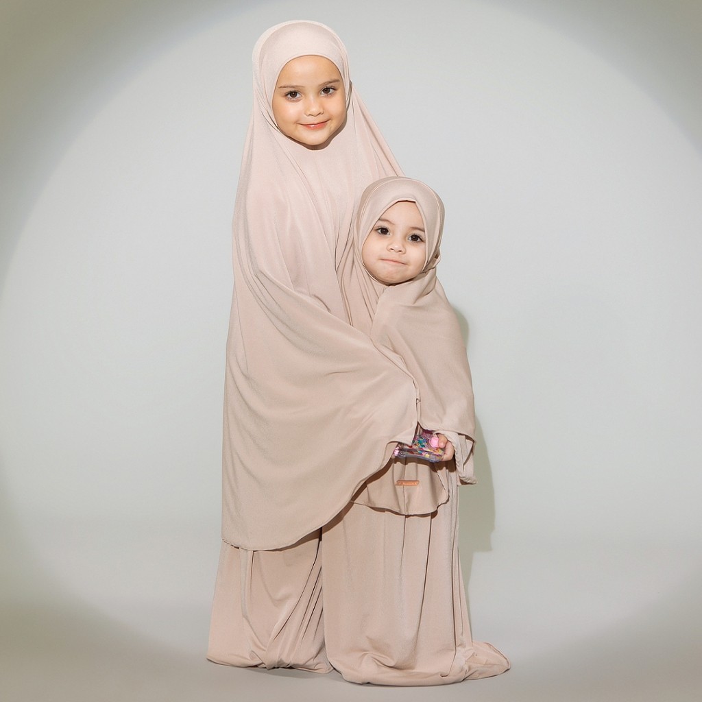 Lozy Hijab - Shameera Prayer Set Kids Series 2 (Mukena Anak Jersey Lozy x Hamidah)