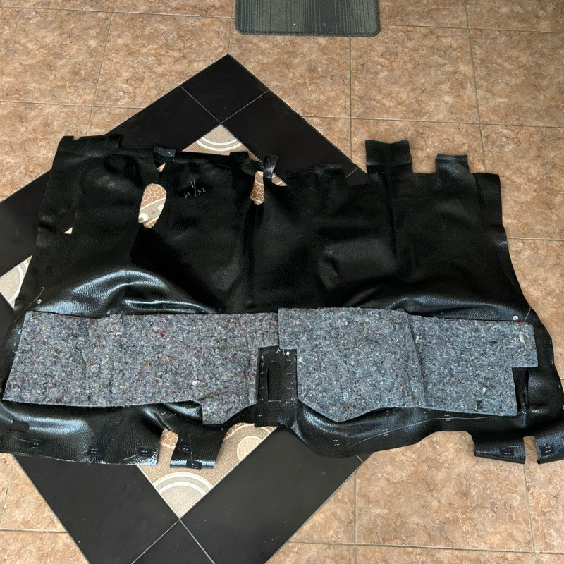 KARPET LANTAI CANTER 125 / HDX ORIGINAL (KM004497M) KARPET KABIN DASAR ORI PS125 TURBO