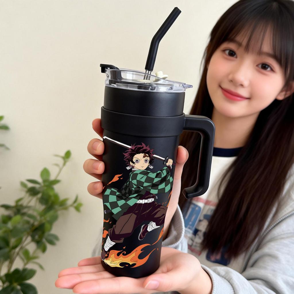 Tumbler Botol Minum Motif Anime Demon Slayer Karakter Tanjiro Pedang Api 1182ml Jumbo– Botol Minum B