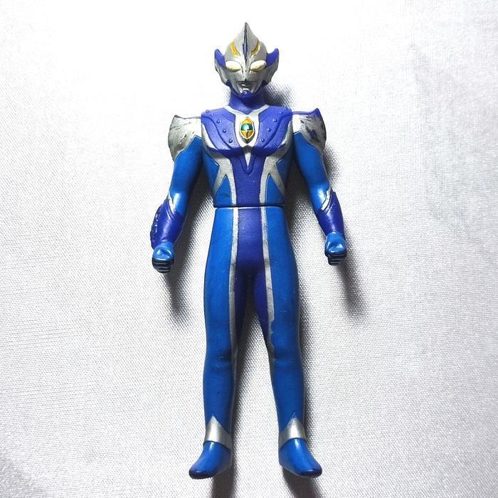 ULTRAMAN HIKARI   VINYL 11CM   RARE
