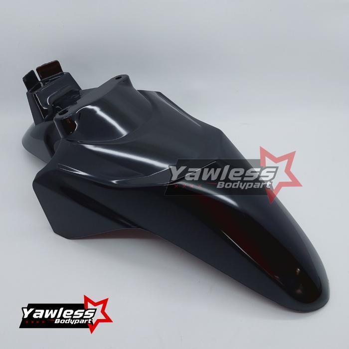 spakbor beat karbu depan / spakbor depan beat karbu / slebor depan beat karbu 2010-2012 - Hitam