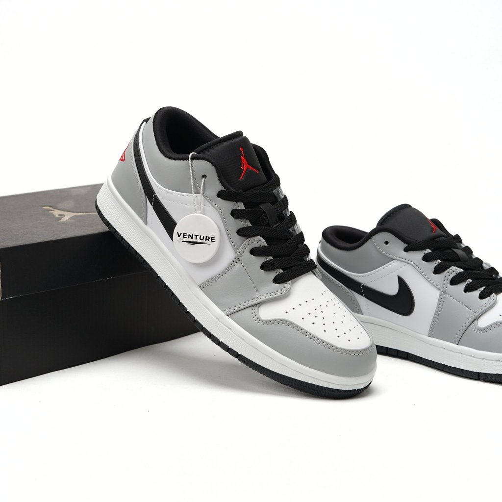 Air Jordan 1 Low Light Smoke Grey