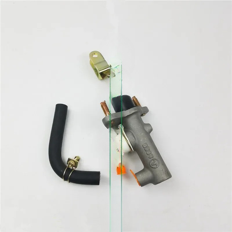 Clutch master cylinder for Geely Vision Emgrand7 EC7 SC7