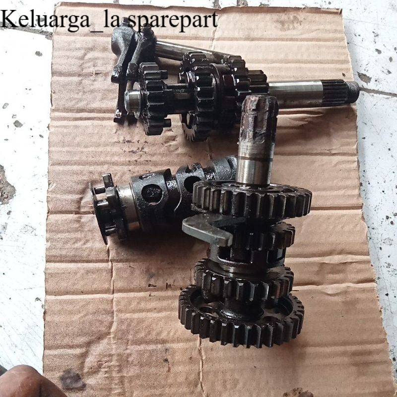 gear rasio Tramisi gigi rasio karisma supra x125 original seken