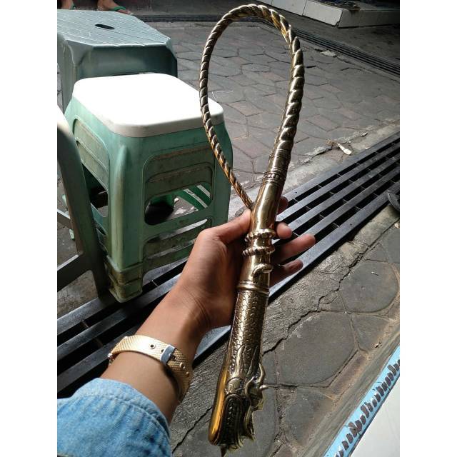 Cemeti naga Kuningan mhr 175rb kode krn044880