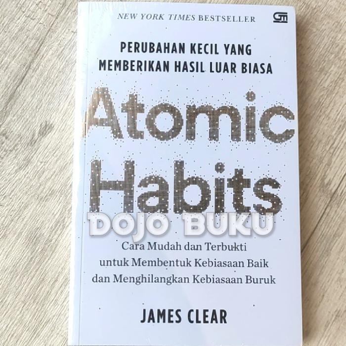 Buku Atomic Habits by James Clear