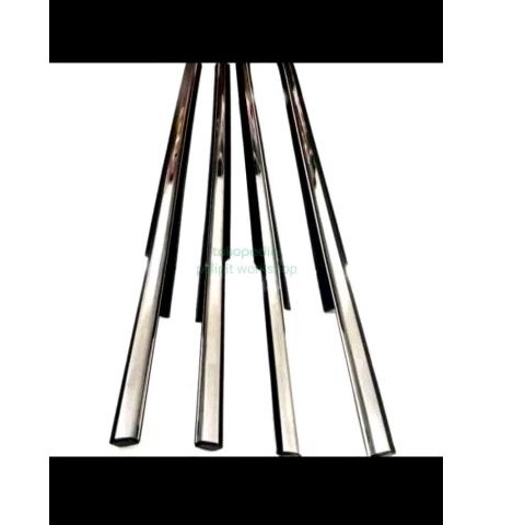 Karet pelipit kaca pintu luar Fortuner VRZ Chrome