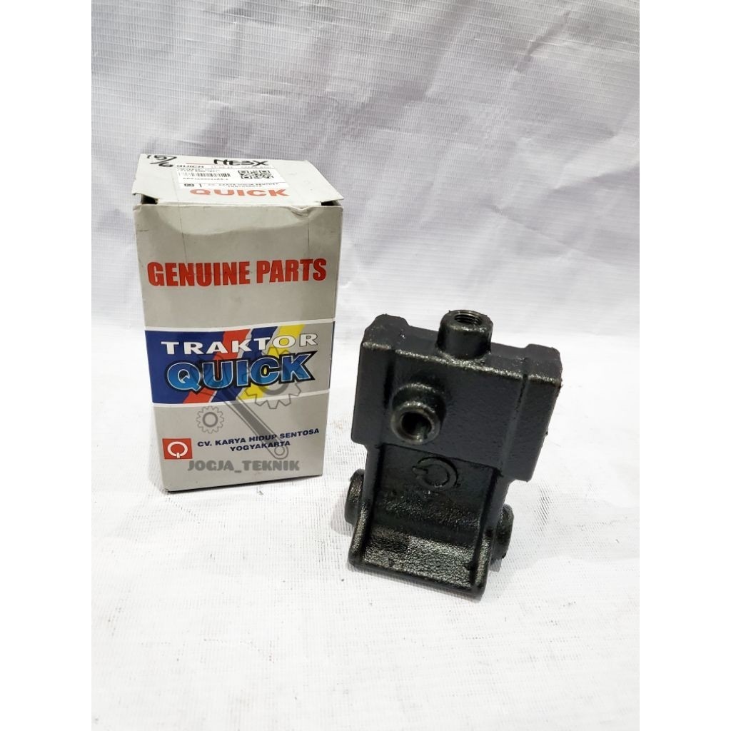 Sparepart Traktor Quick Universal Hitch Cakar Baja Quick Original Asli / Universal Hitch Traktor Qui