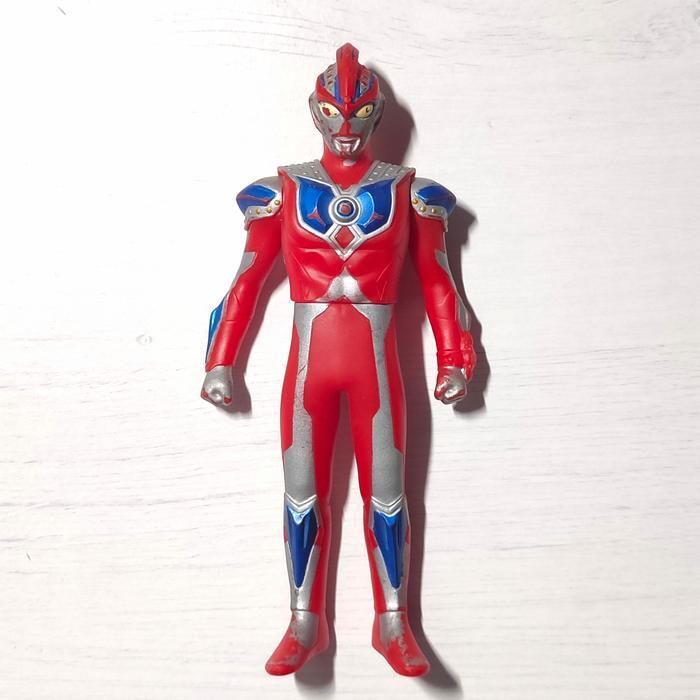 ULTRAMAN GINGA ULTRA SPARK DOLL   14CM ORI