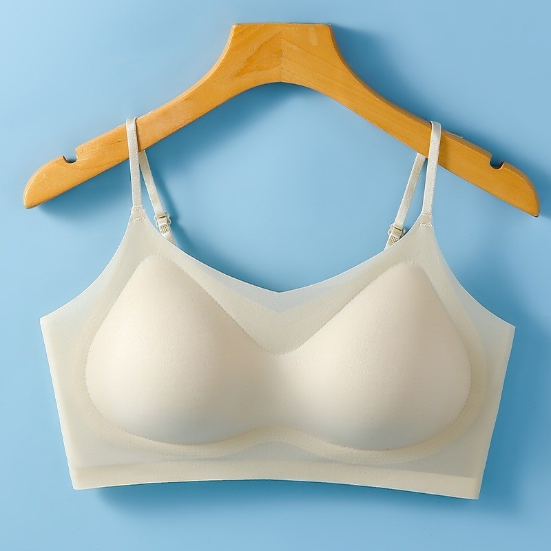 Bra wanita tanpa jahitan untuk payudara kecil, memberikan efek pengencangan dan pengumpulan