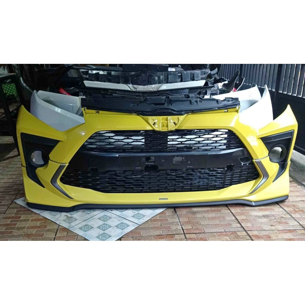 Bemper + Bodykit depan Agya GR Tahun 2021 original