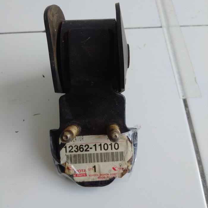 Engine Mounting 12362-11010 Toyota Corolla EE80 Original Berkualitas