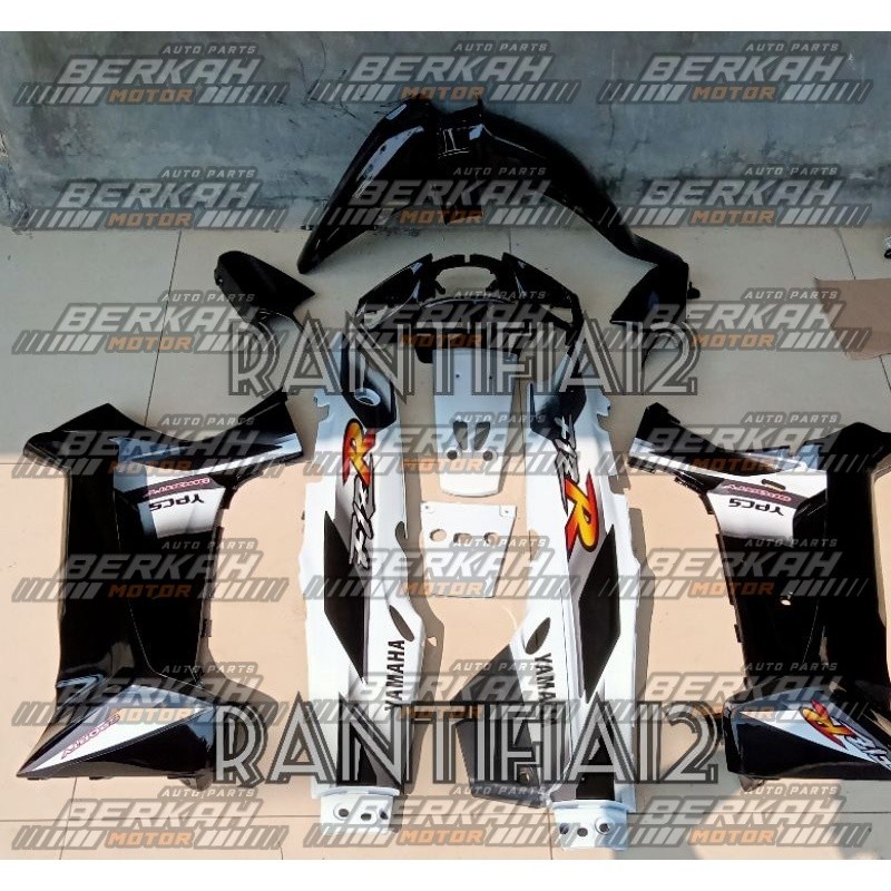 Cover bodi Fizr Full set Bodi motor Yamaha Fizr Fiz R Hitam Putih Sporty 2001 SPORTY HITAM