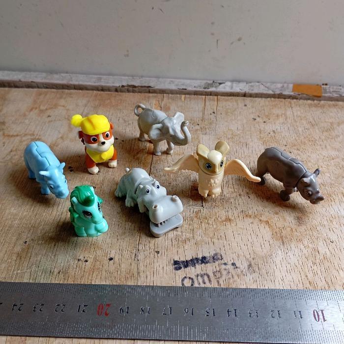 7 pcs figure mainan hewan kinderjoy Dcast
