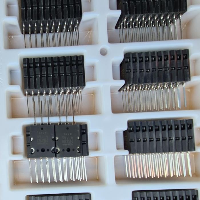 c5200 a1943 c 5200 a 1943 1 set toshiba 2sc5200 ori kw1 bagus original