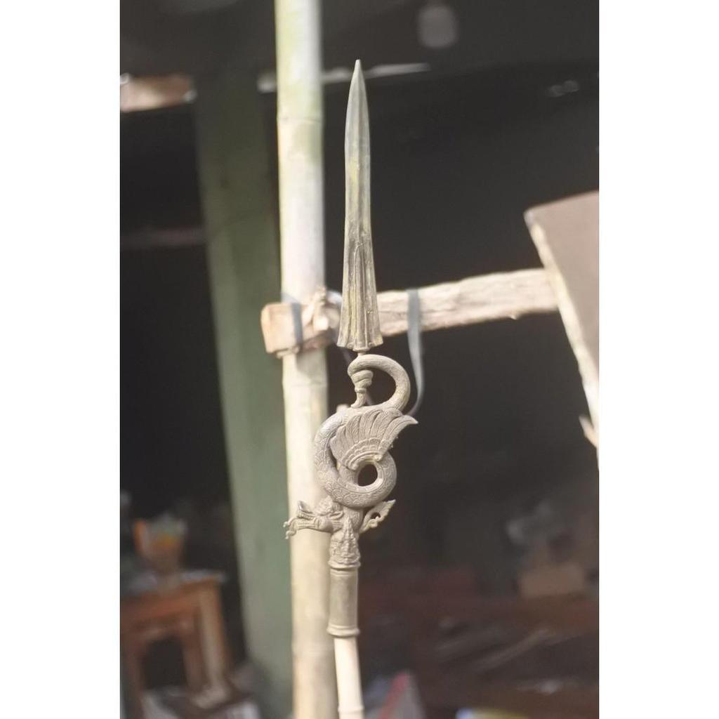 Pusaka pataka naga ranggawaluring perunggu antik BM